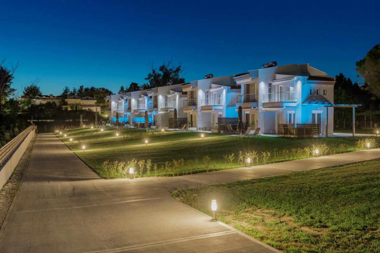 V Luxury Apartments Posidi Possidi Exterior foto