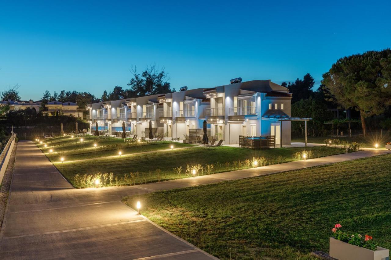 V Luxury Apartments Posidi Possidi Exterior foto