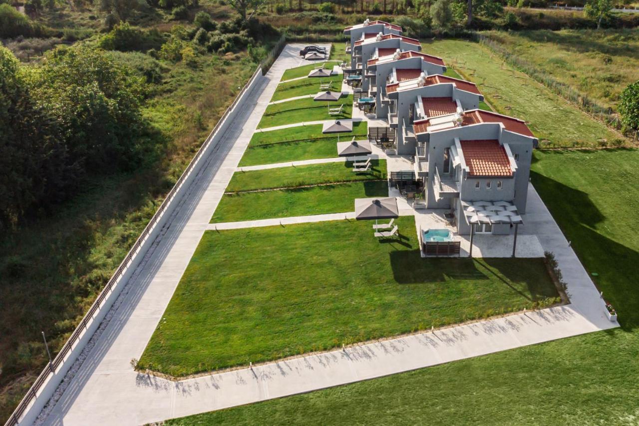 V Luxury Apartments Posidi Possidi Exterior foto