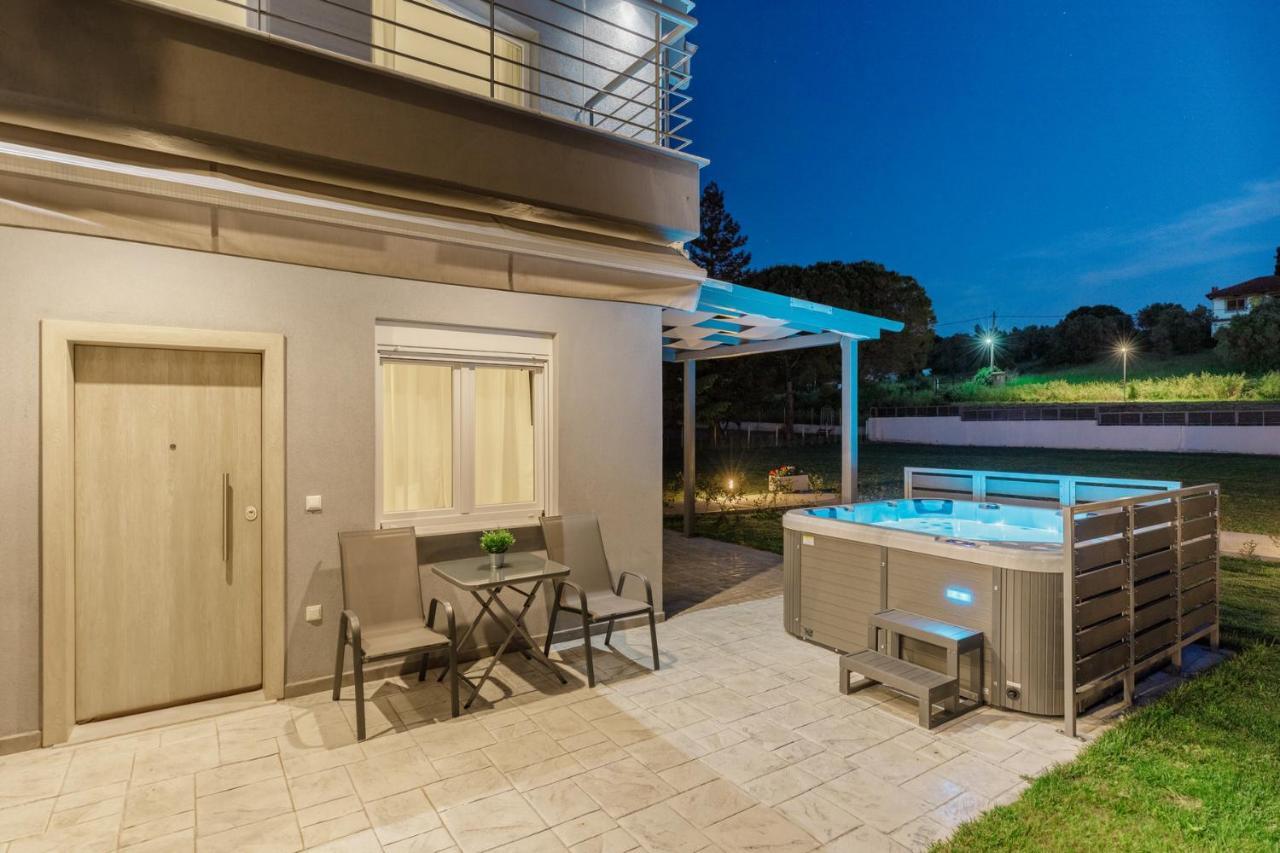 V Luxury Apartments Posidi Possidi Exterior foto